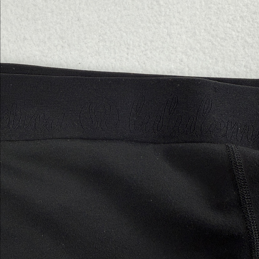 Lululemon‎ Women's Wunder Under Roll Down Pants Black Yoga Dance Size 6 - Picture 8 of 10